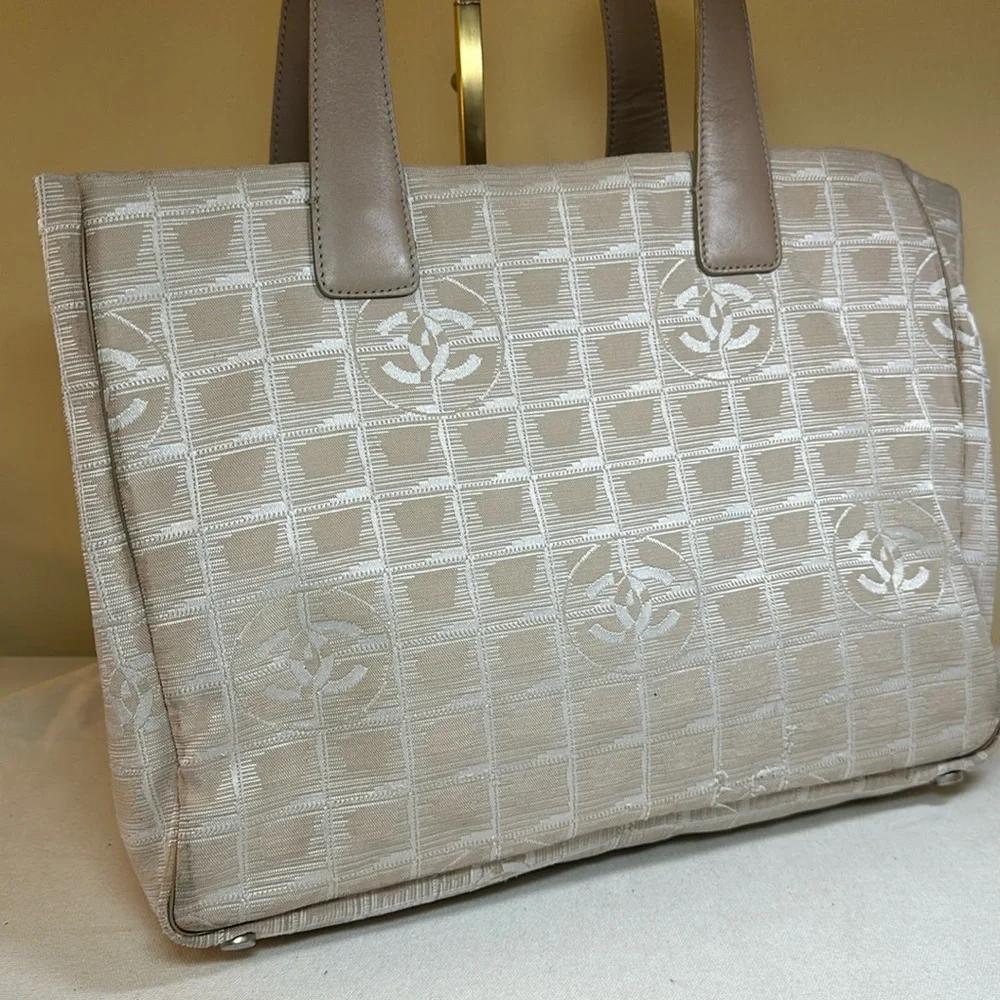 CHANEL Travel Line Fabric Tote Cream, Leather Straps, Serial 7 Series 2002-03 - Picture 1 of 15